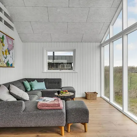 Tatil Evi In With Kitchen