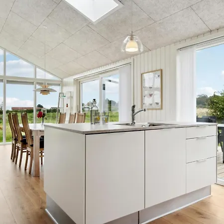 Σπίτι διακοπών In With Kitchen *