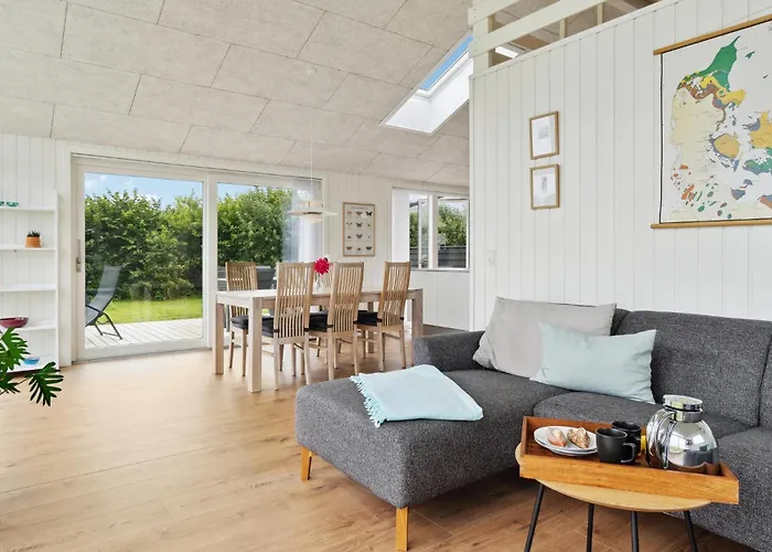 In With Kitchen Frorup